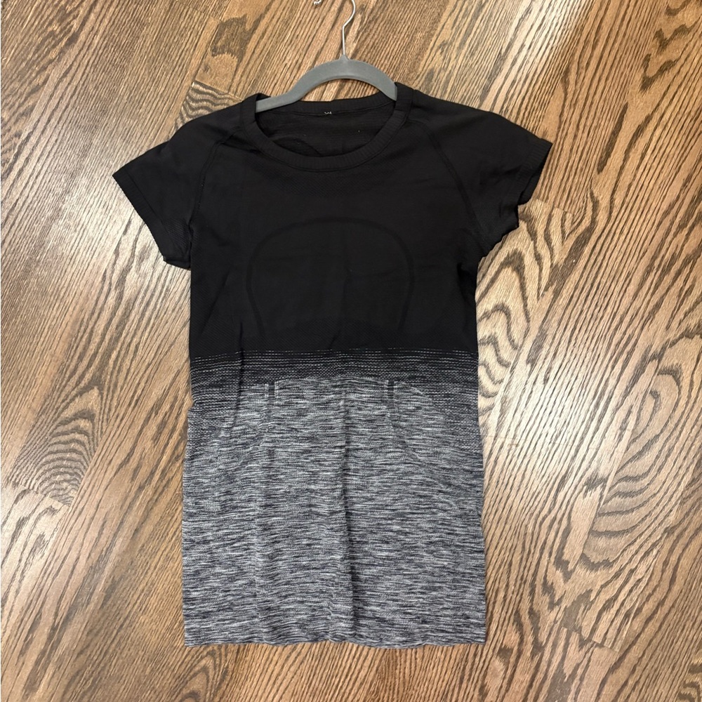 short sleeve Swifty tech lululemon top
